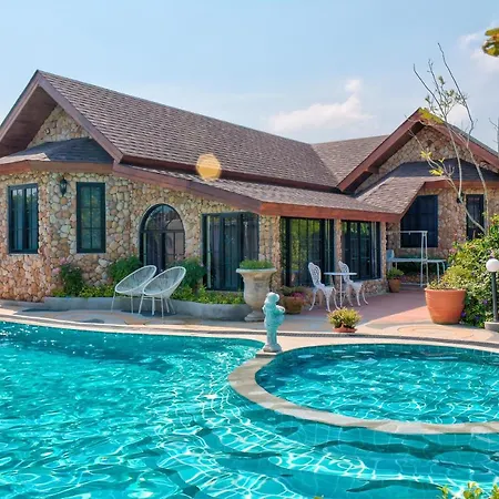 Chateau De Prim Khao Yai Ban Sap Phlu Exterior photo