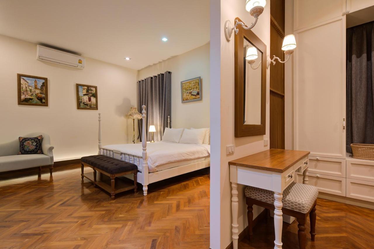 Chateau De Prim Khao Yai Villa