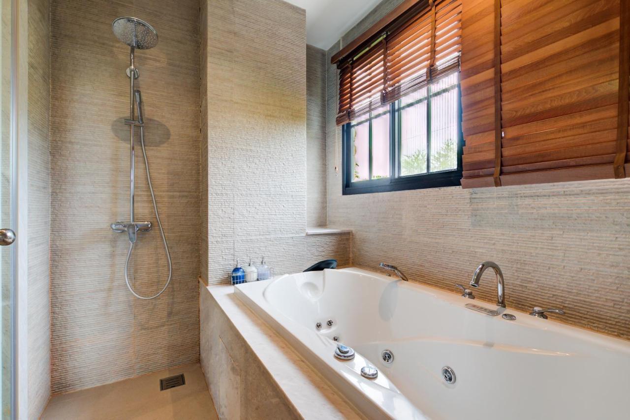 Chateau De Prim Khao Yai Villa